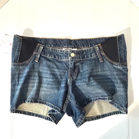 NEW Isabel Maternity by Ingrid & Isabel Under Belly Jeans Denim Shorts Size 4 - Picture 3 of 11